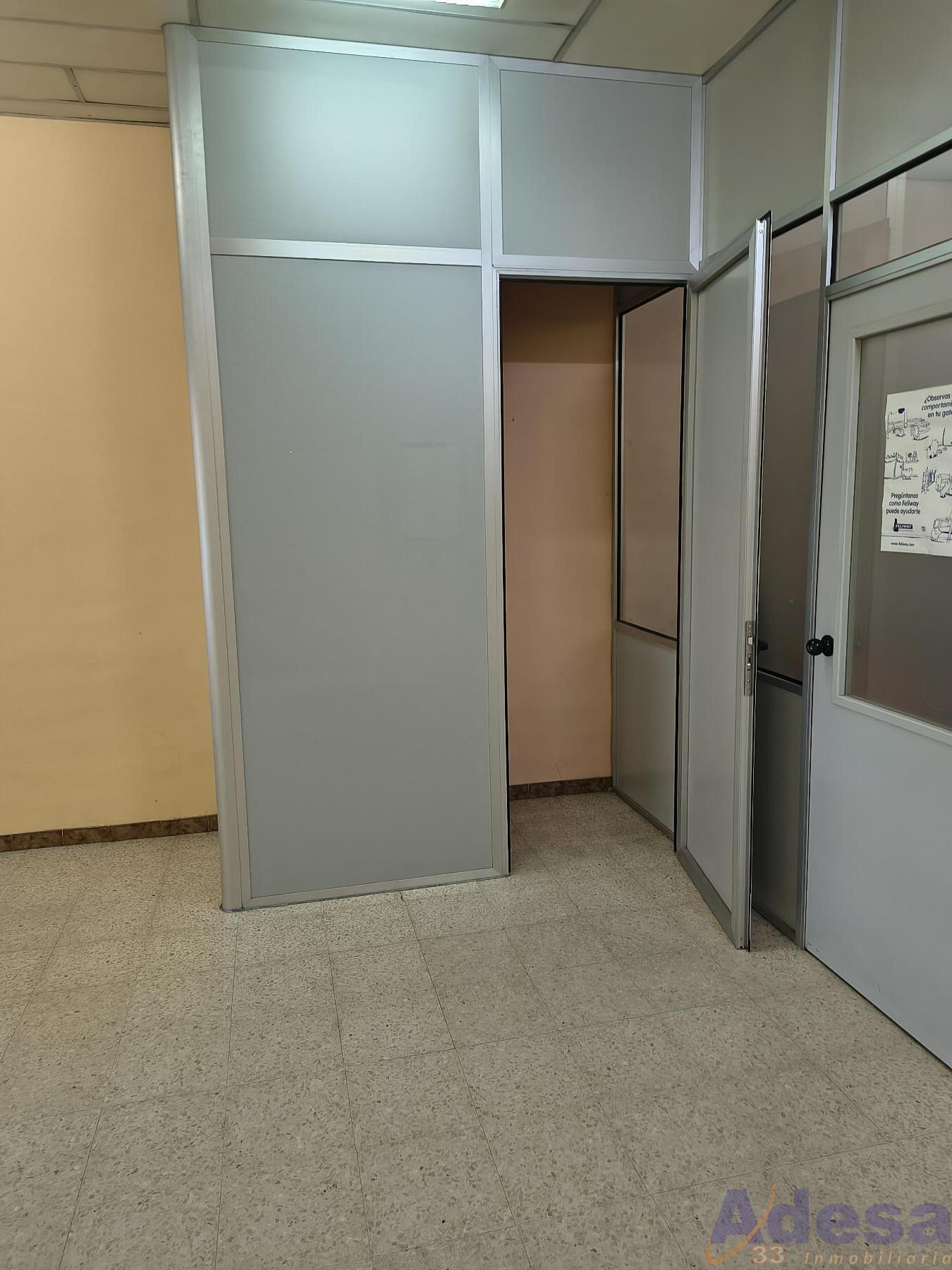 Venta de local en Navalcarnero