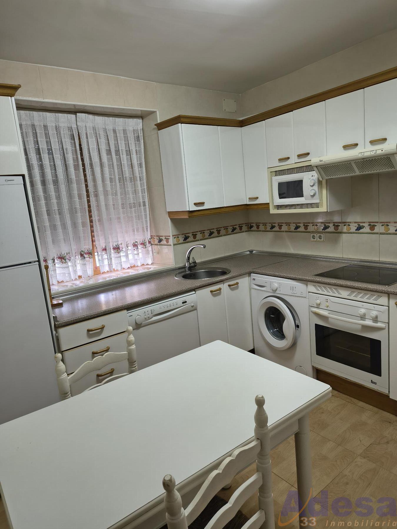 Venta de casa en La Torre de Esteban Hambrán