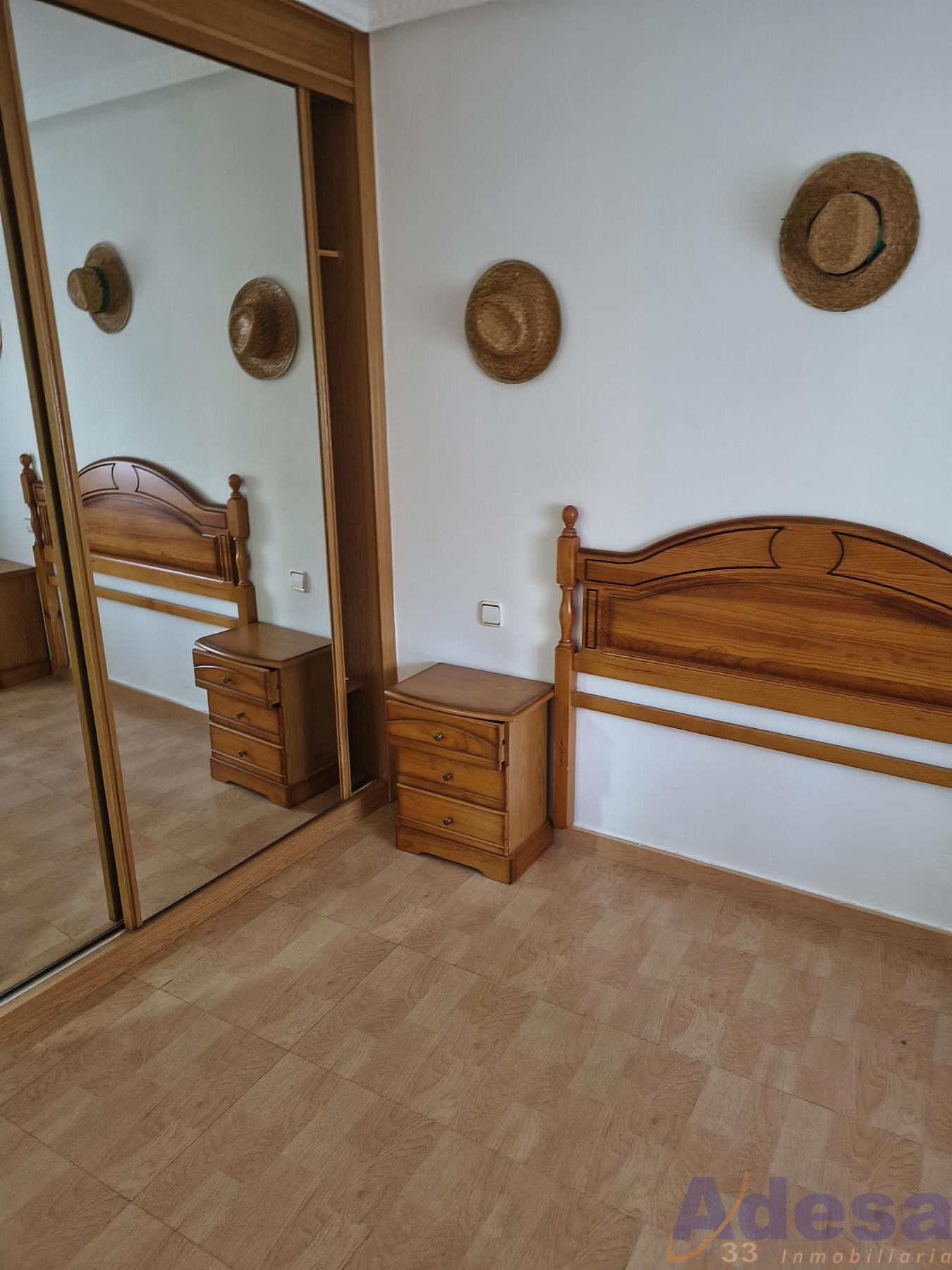 Venta de casa en La Torre de Esteban Hambrán