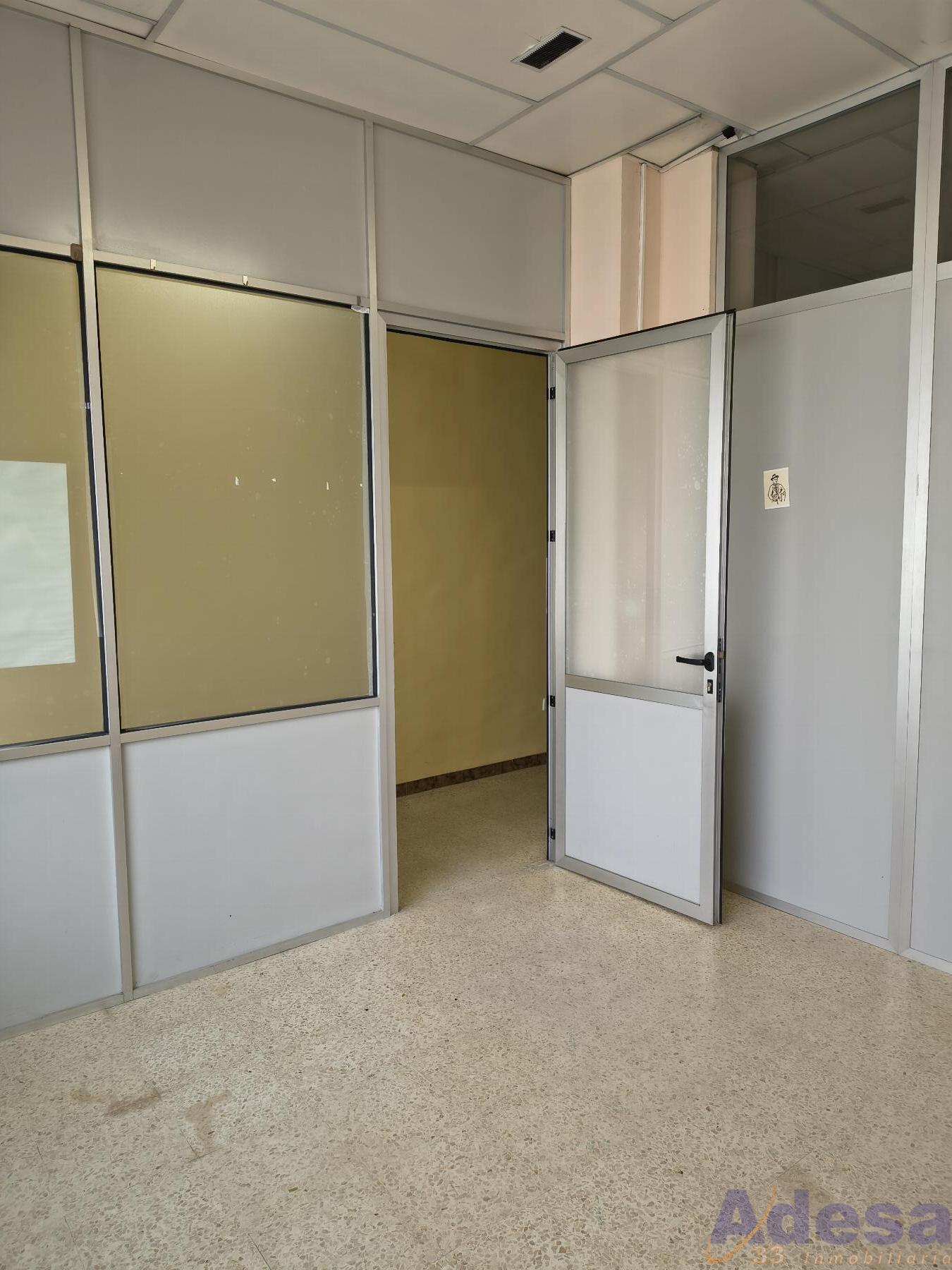 Venta de local en Navalcarnero