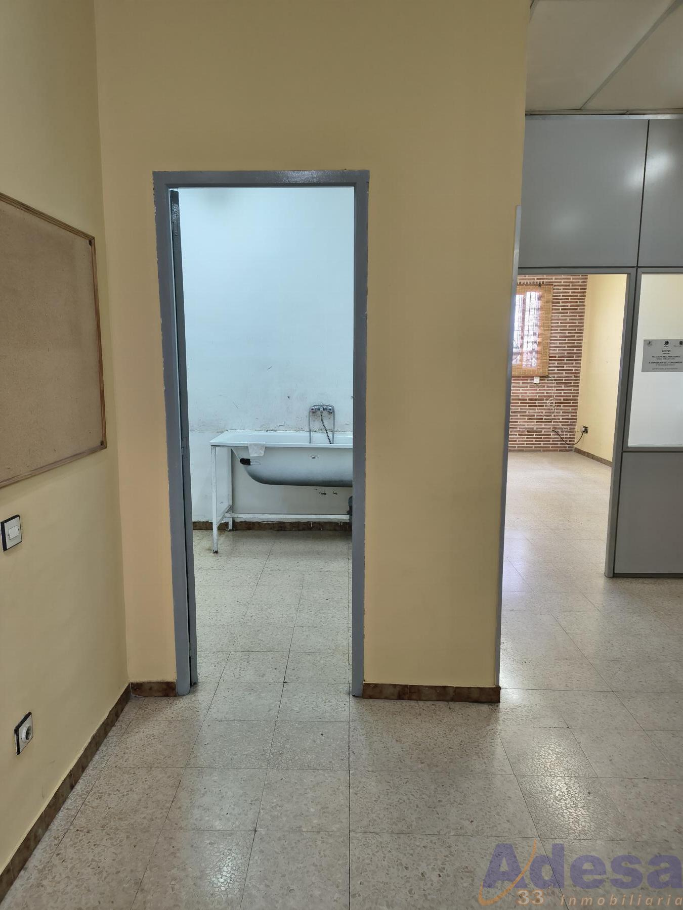 Venta de local en Navalcarnero