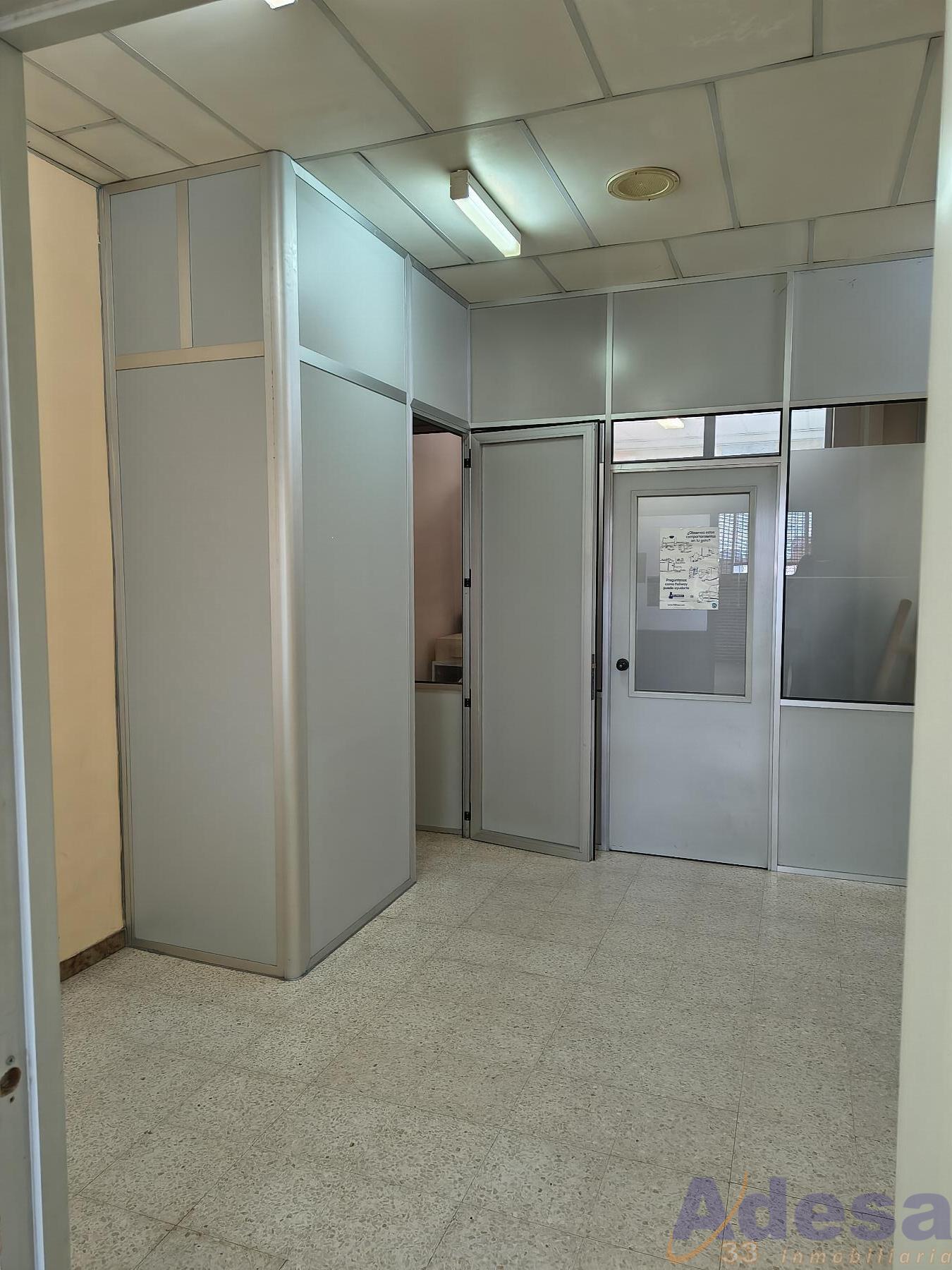 Venta de local en Navalcarnero