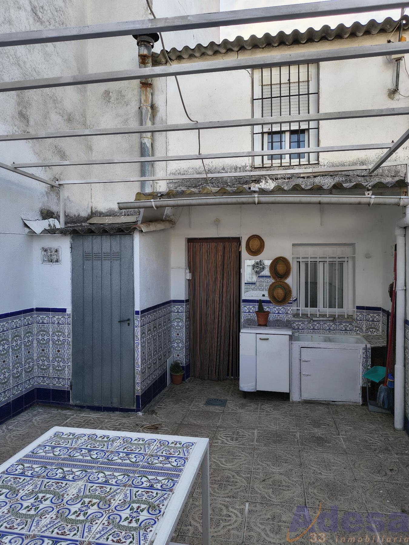 Venta de casa en La Torre de Esteban Hambrán