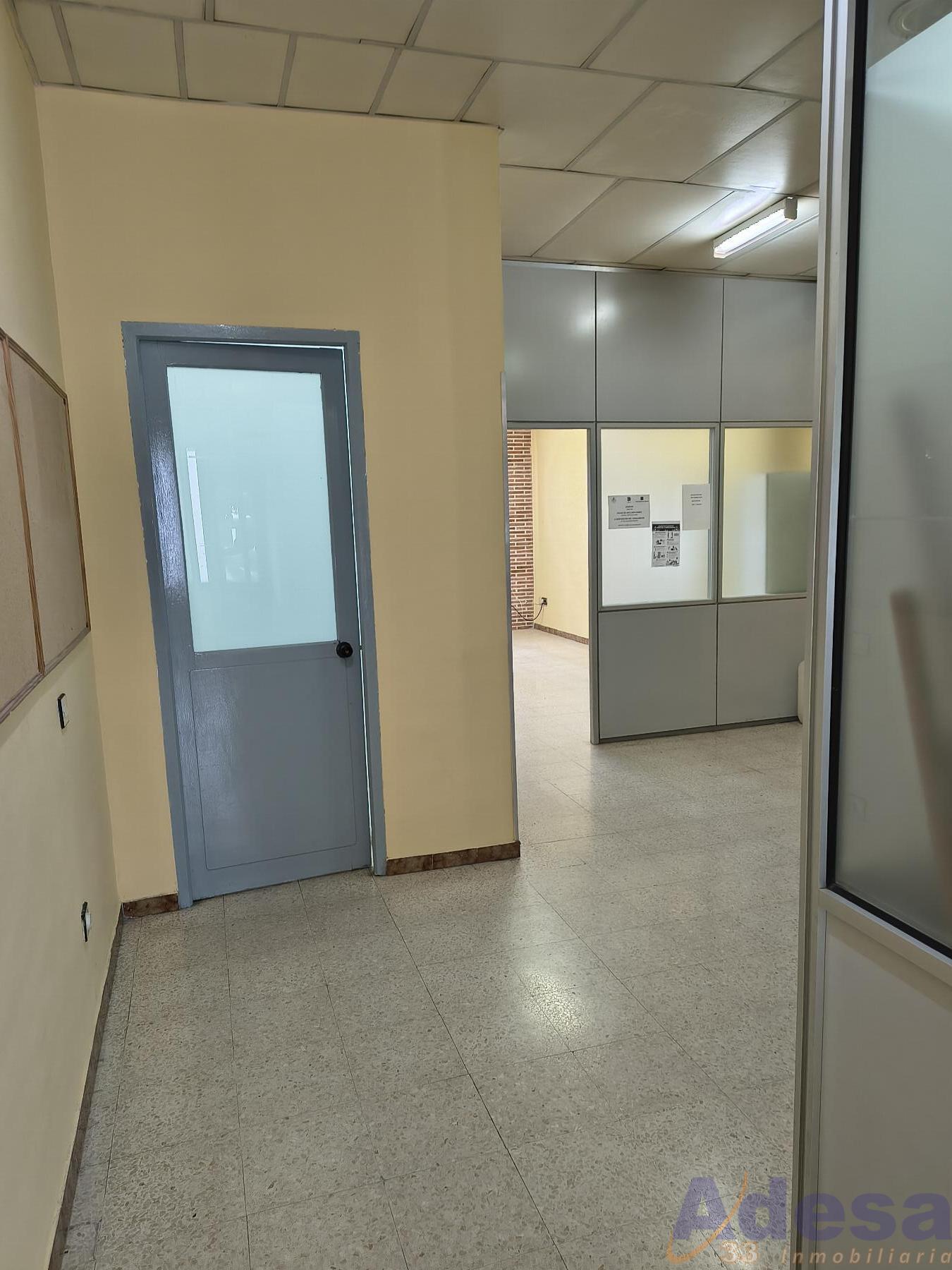 Venta de local en Navalcarnero