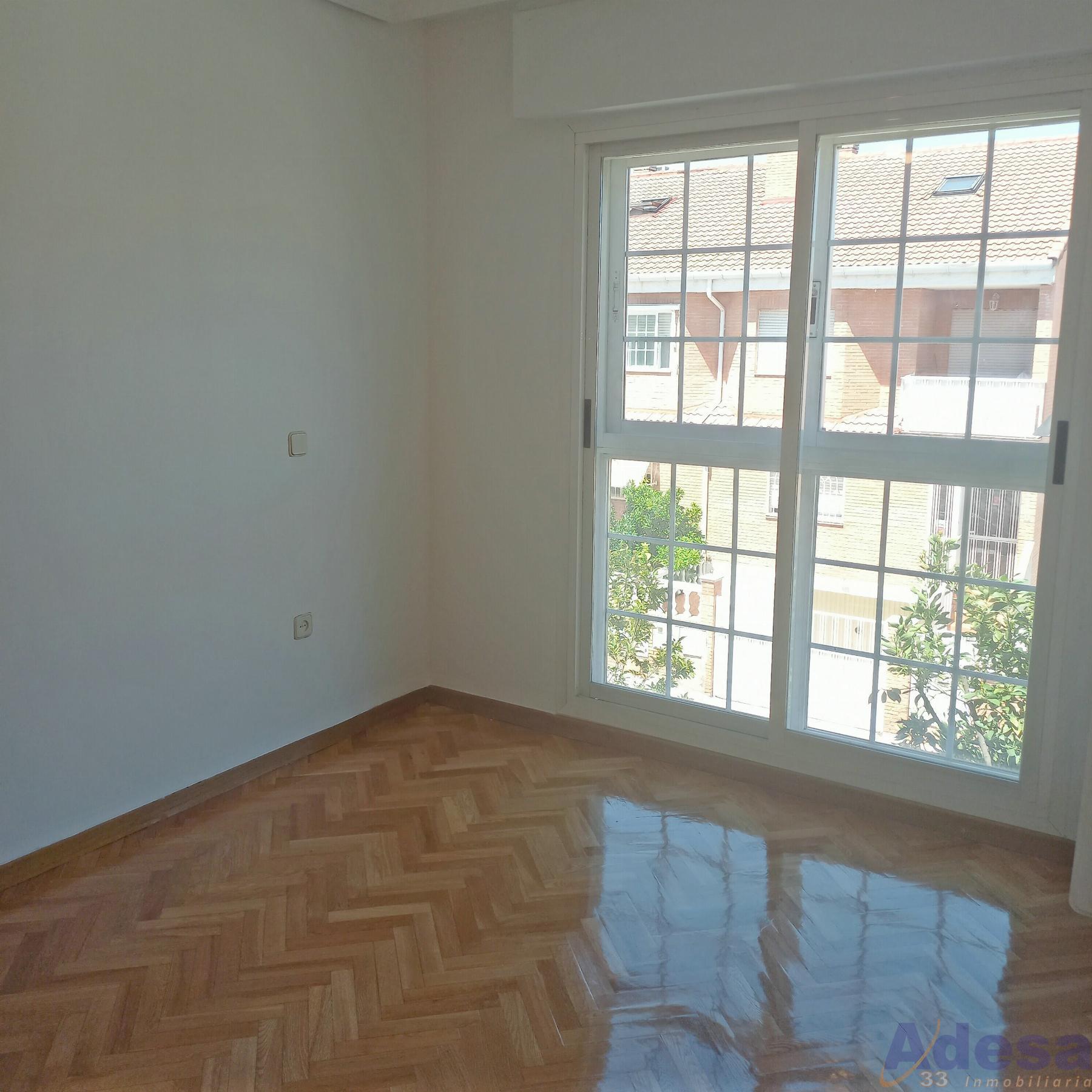 For sale of chalet in Navalcarnero