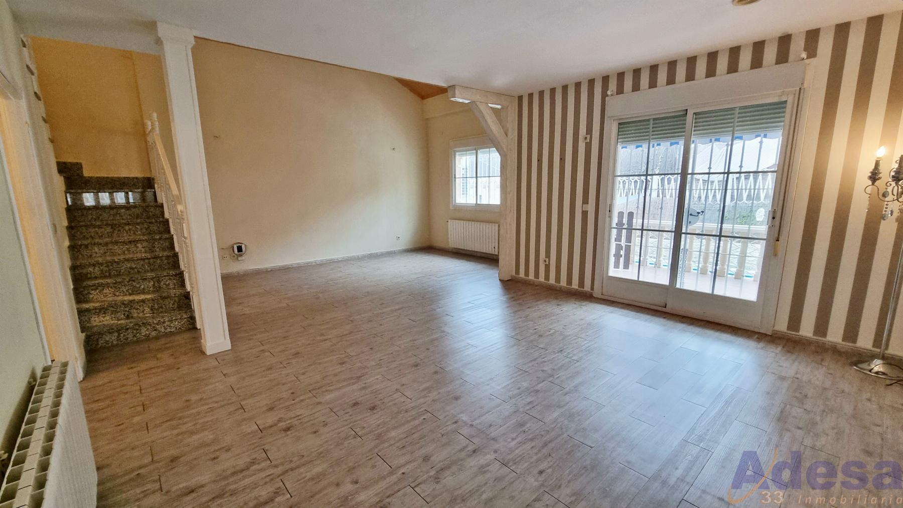 For sale of chalet in Navalcarnero