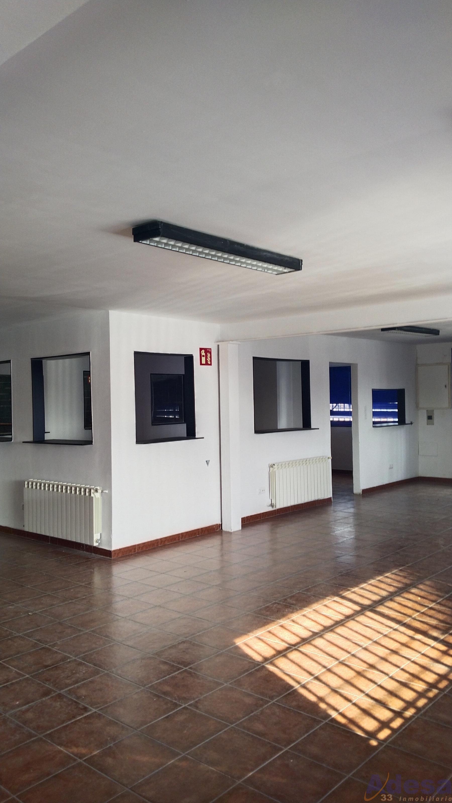 For rent of industrial plant/warehouse in Navalcarnero