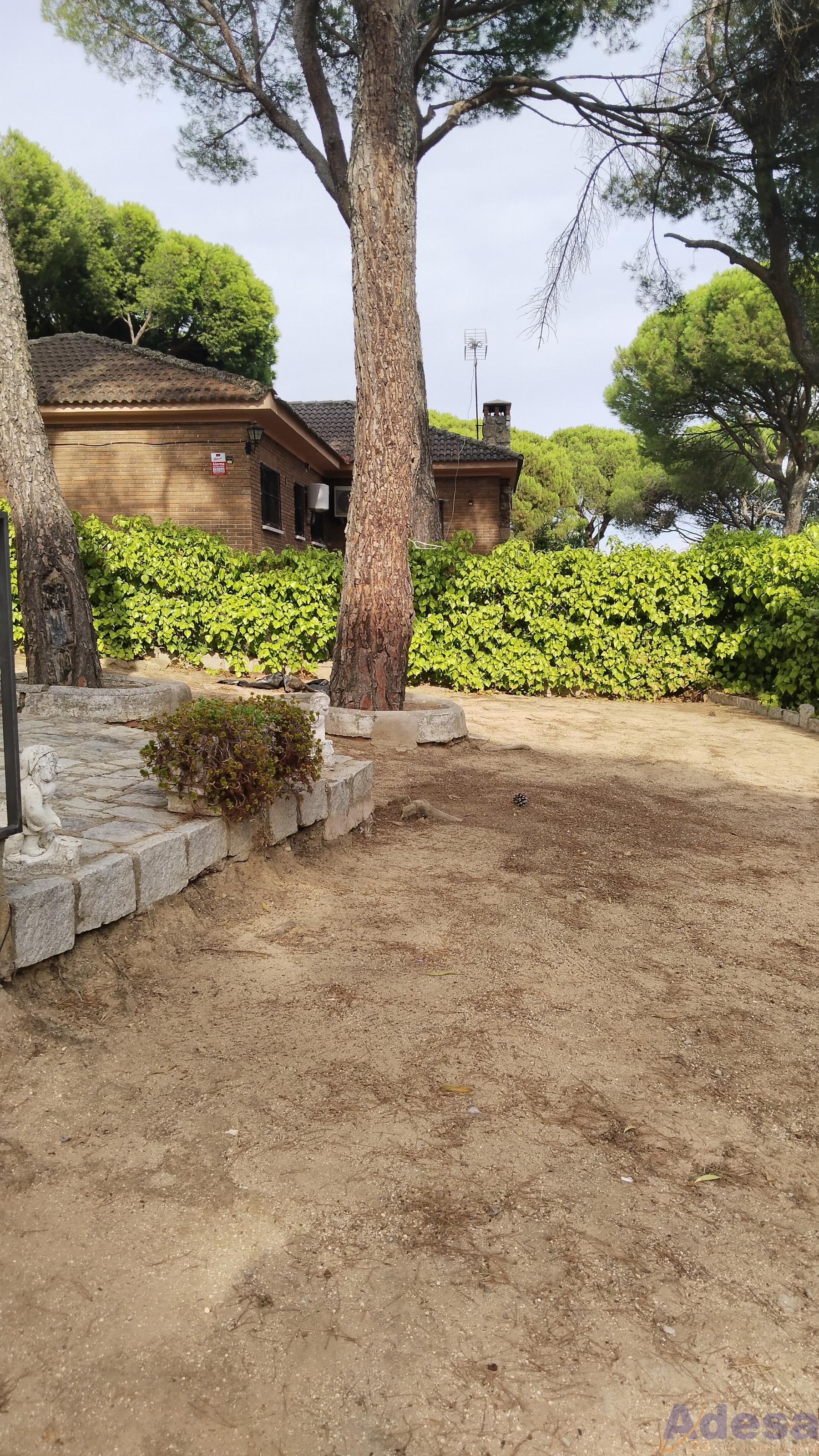 Venta de chalet en Almorox