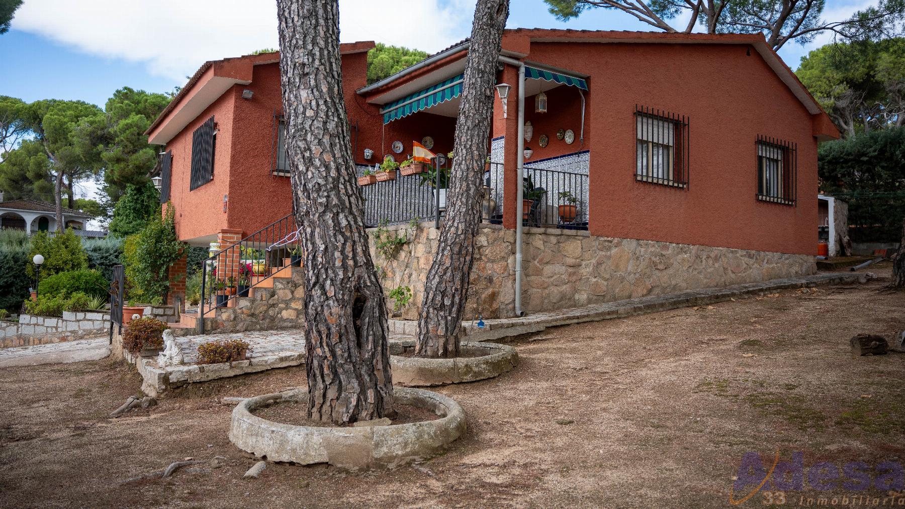 Venta de chalet en Almorox