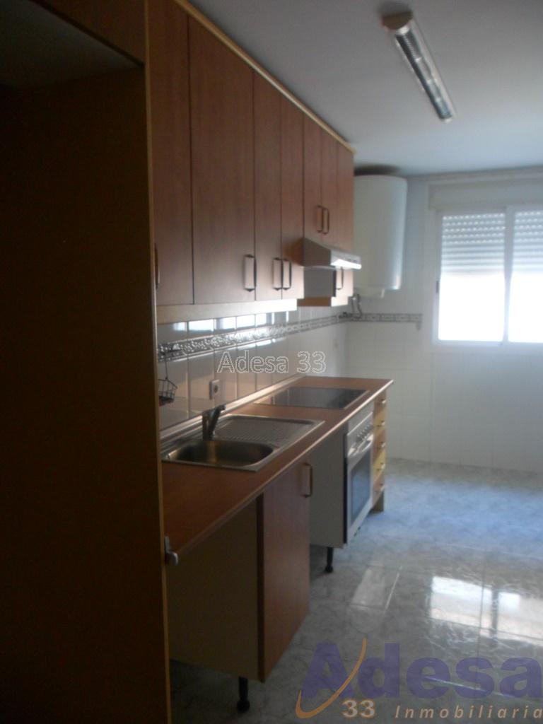 For sale of flat in Valmojado