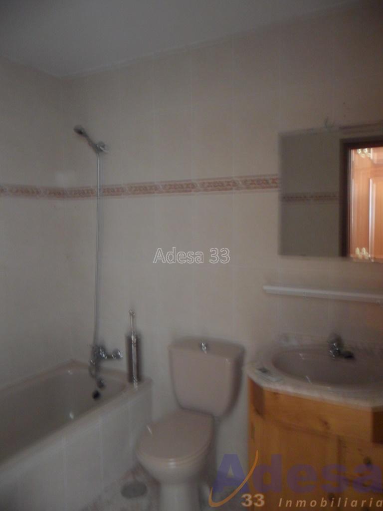 For sale of flat in Valmojado
