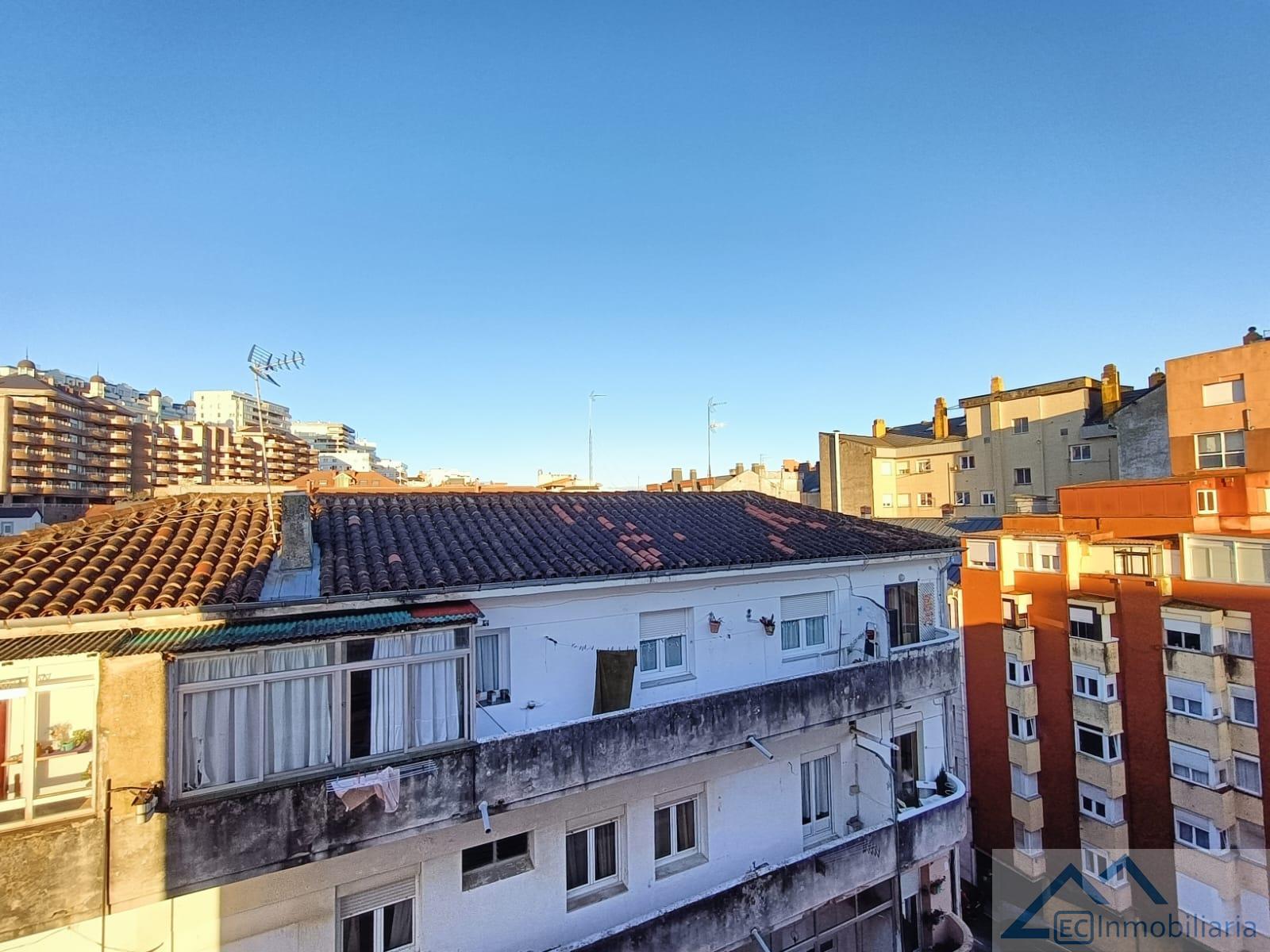 For sale of flat in Santander
