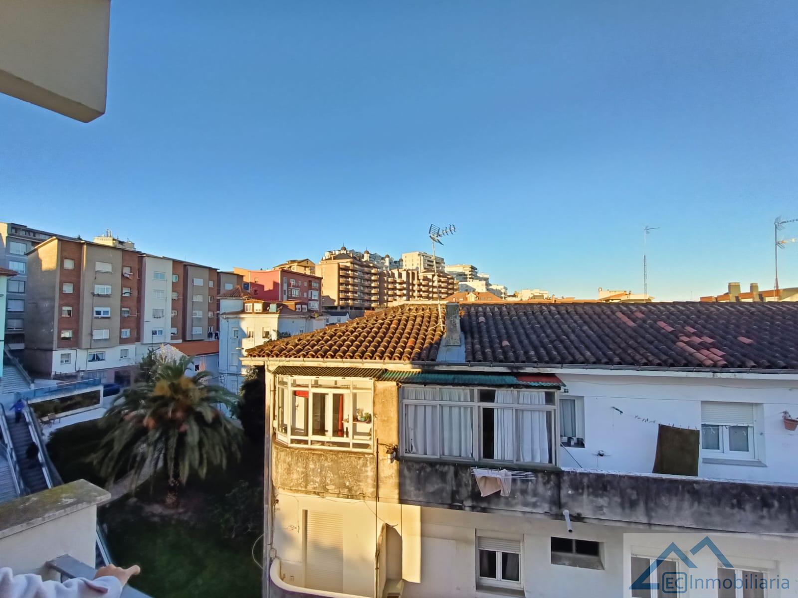 For sale of flat in Santander