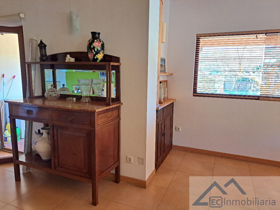 For sale of hotel in Ribamontán Al Mar