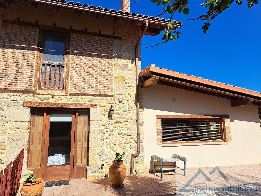 For sale of hotel in Ribamontán Al Mar