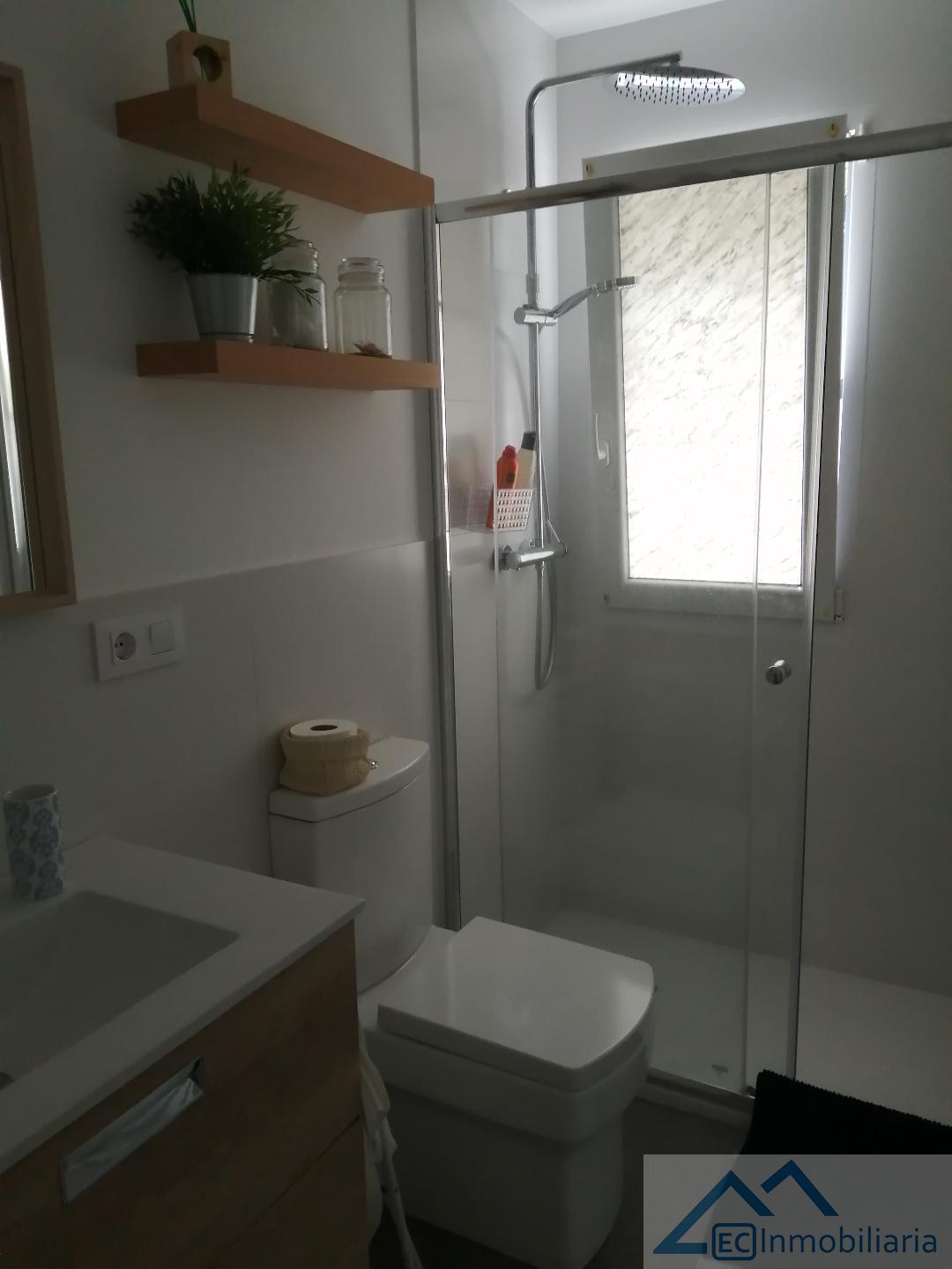 For rent of flat in Santander