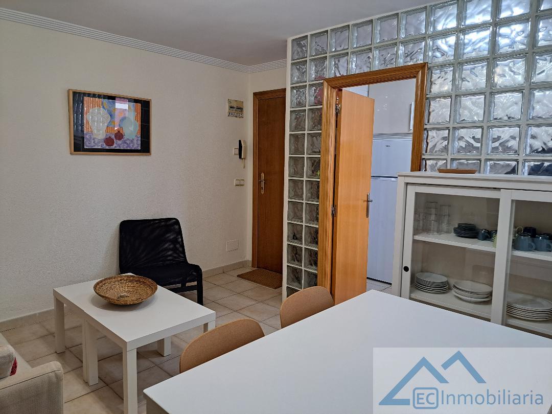 For rent of flat in Santander