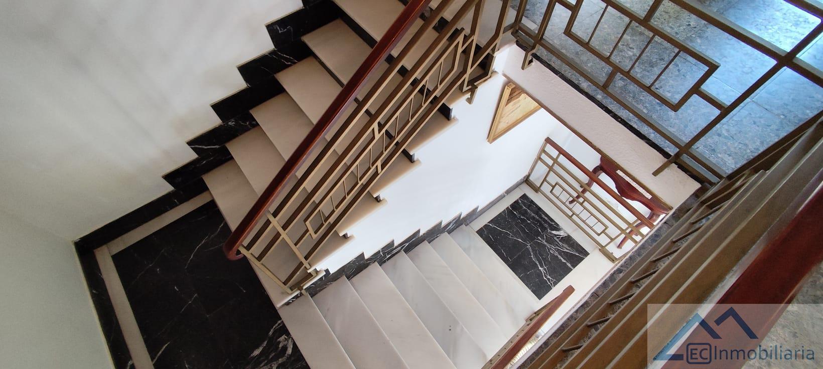 For sale of house in Ribamontar al Monte