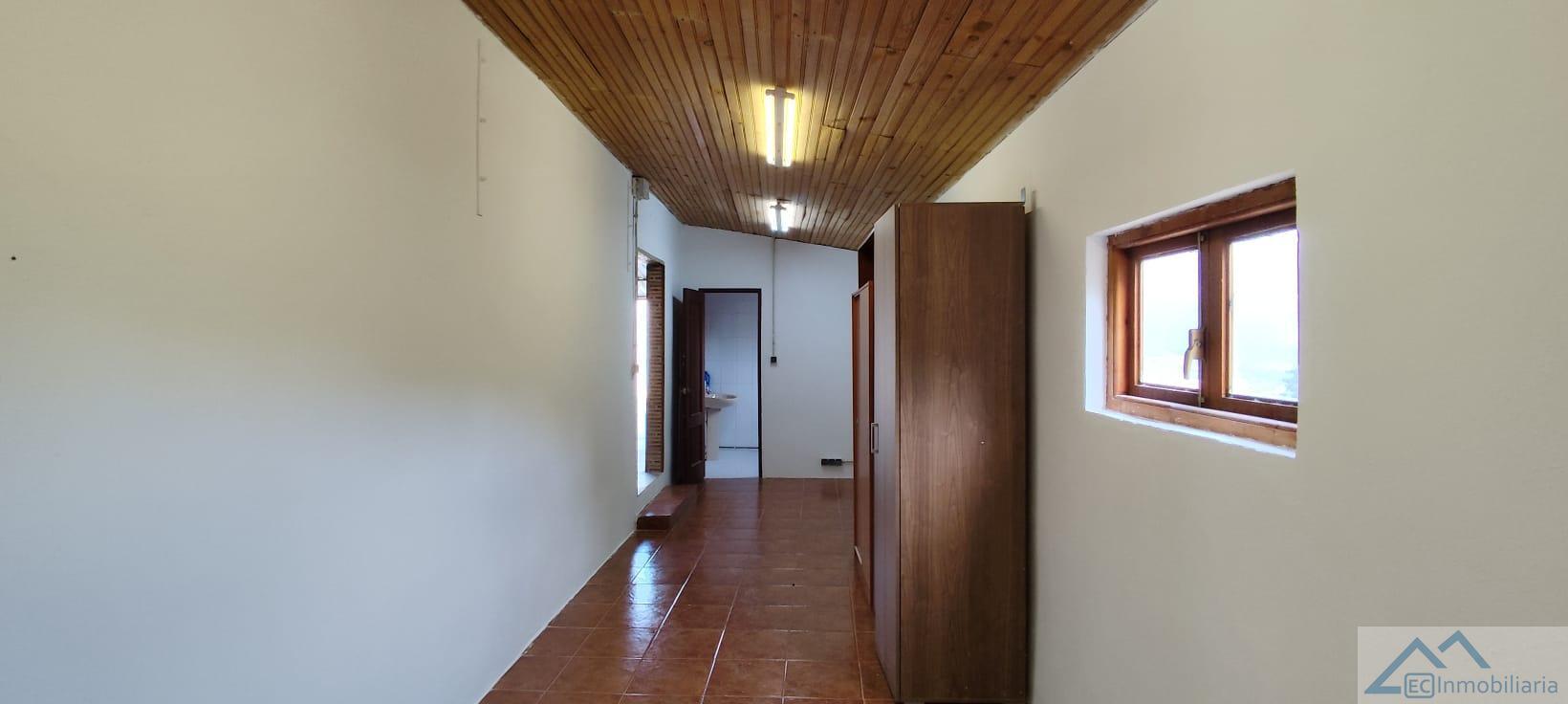 Venta de casa en Corvera de Toranzo