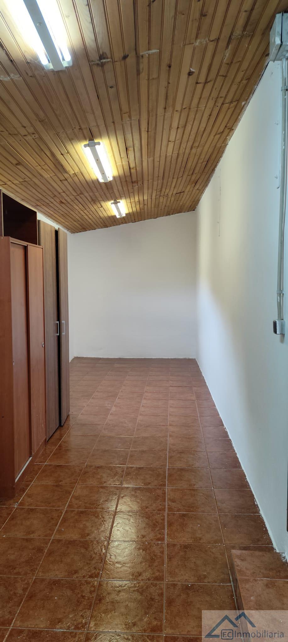 Venta de casa en Corvera de Toranzo