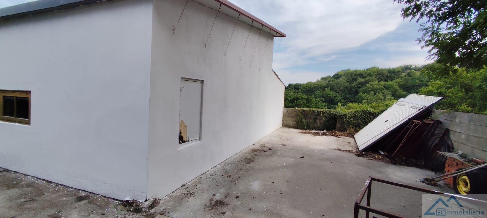 Venta de casa en Corvera de Toranzo