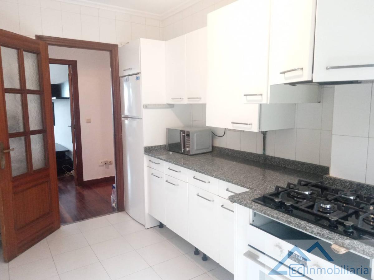 For rent of flat in Santander