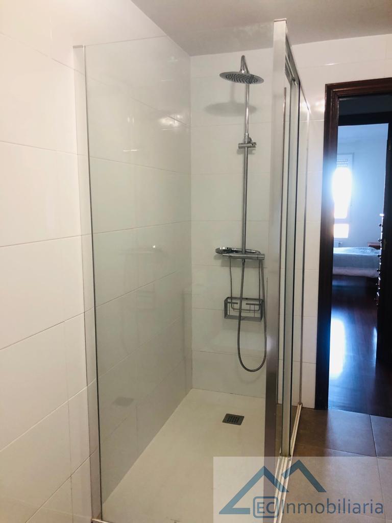 For rent of flat in Santander