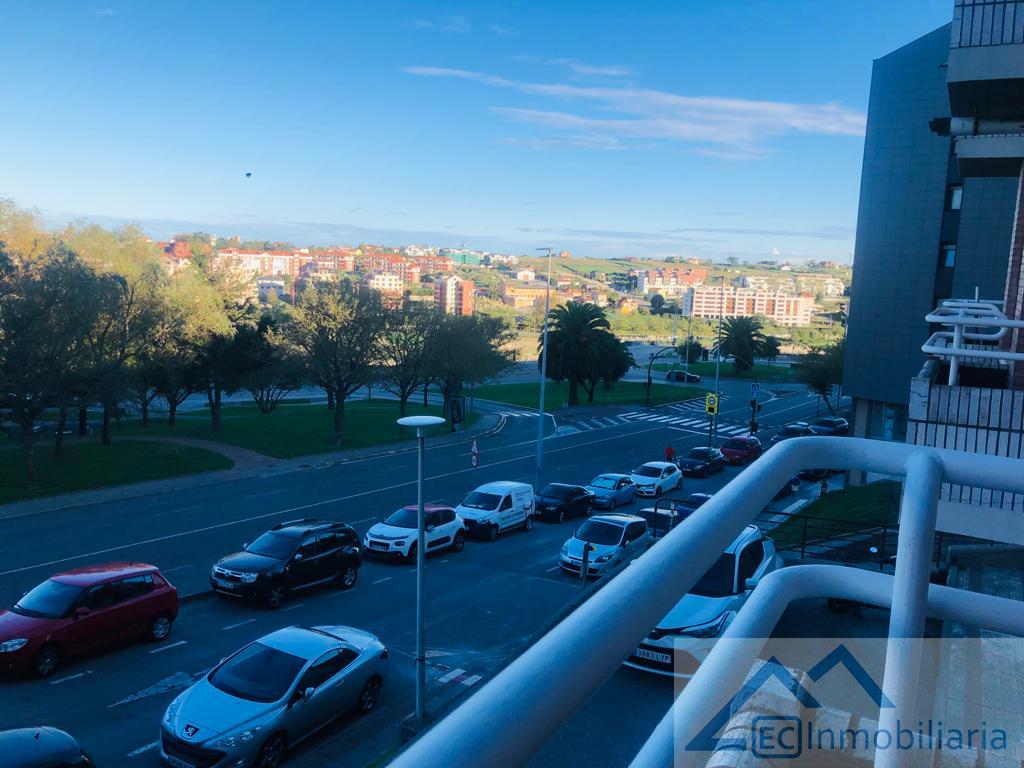 For rent of flat in Santander