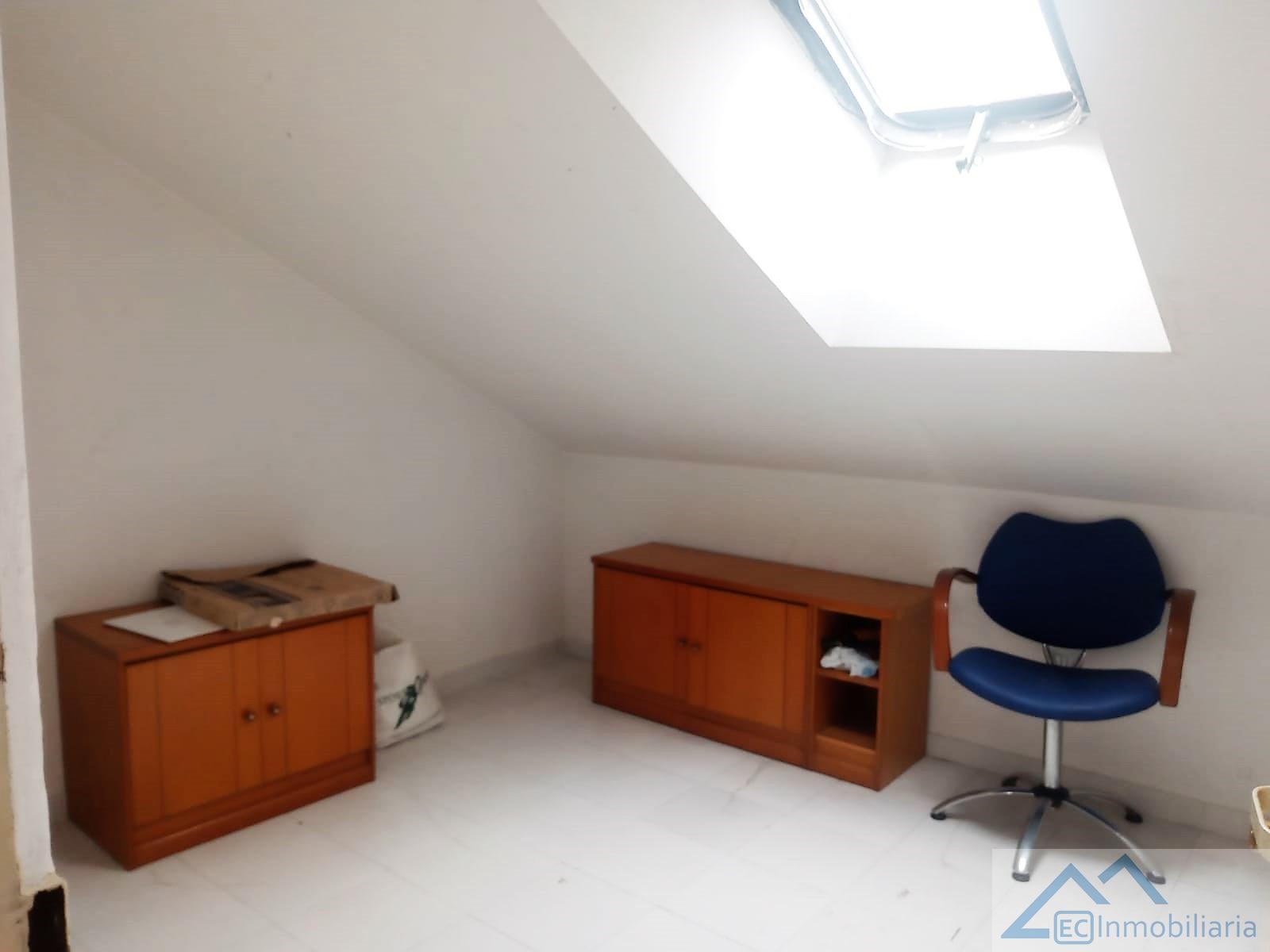 For rent of flat in Santander