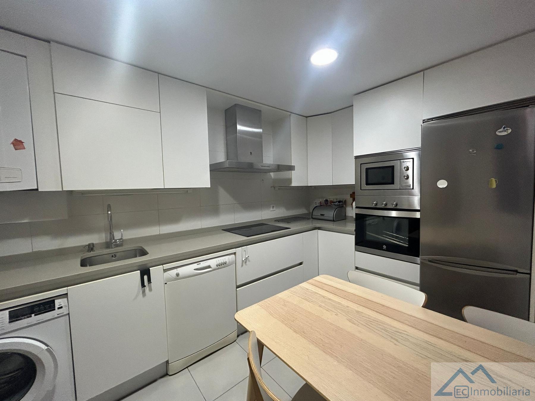 For rent of flat in Santander