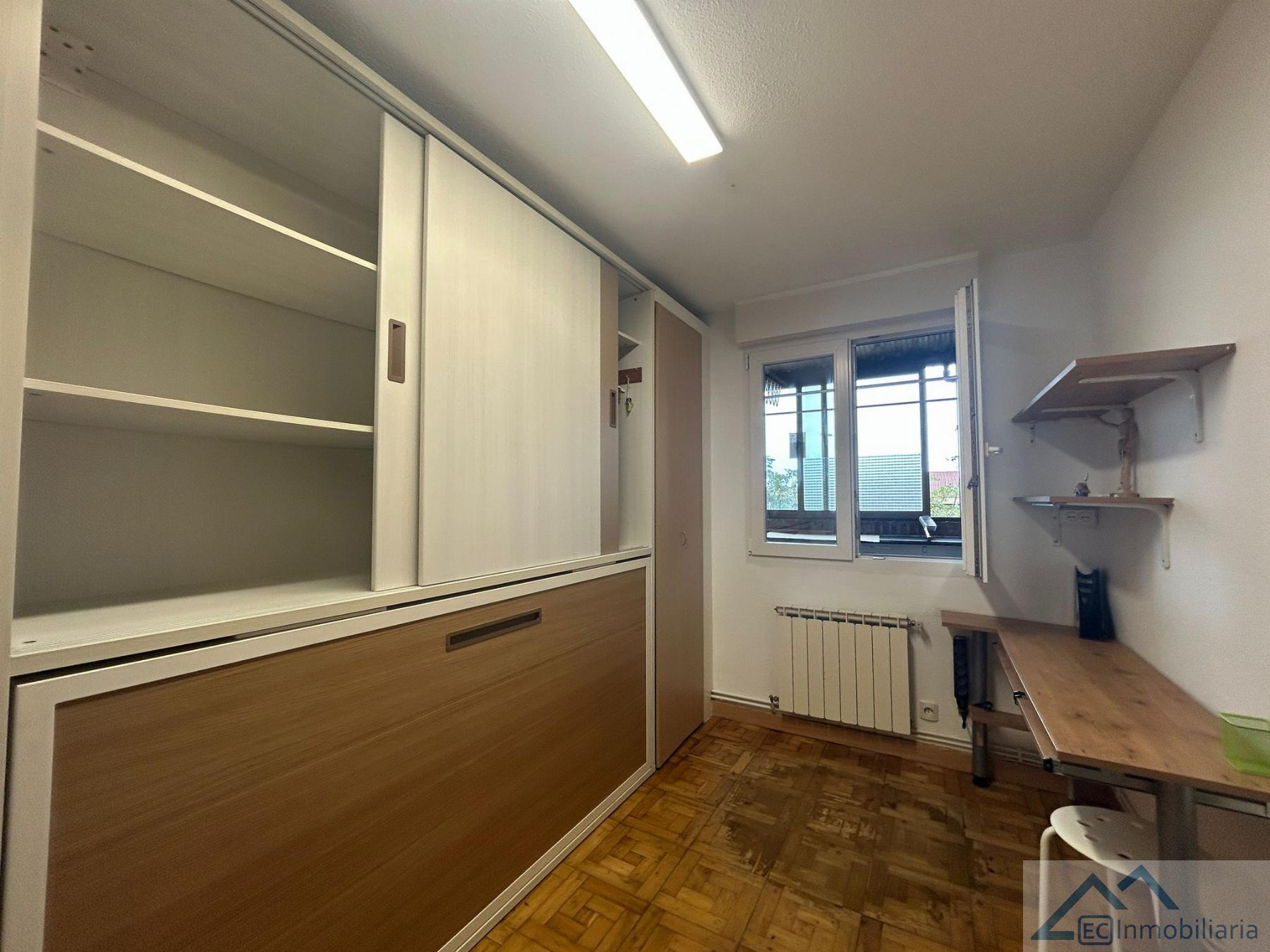 For rent of flat in Santander