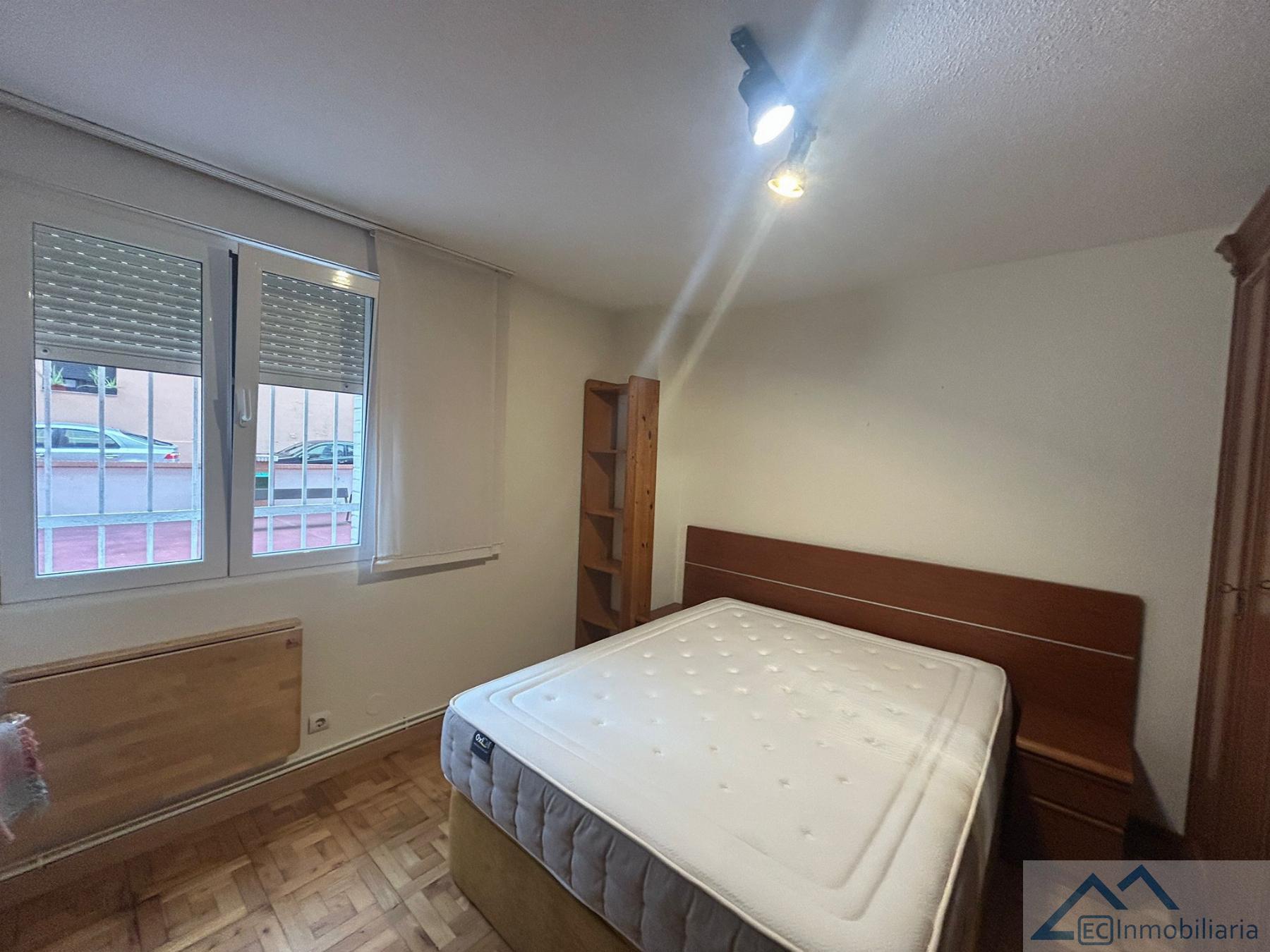 For rent of flat in Santander