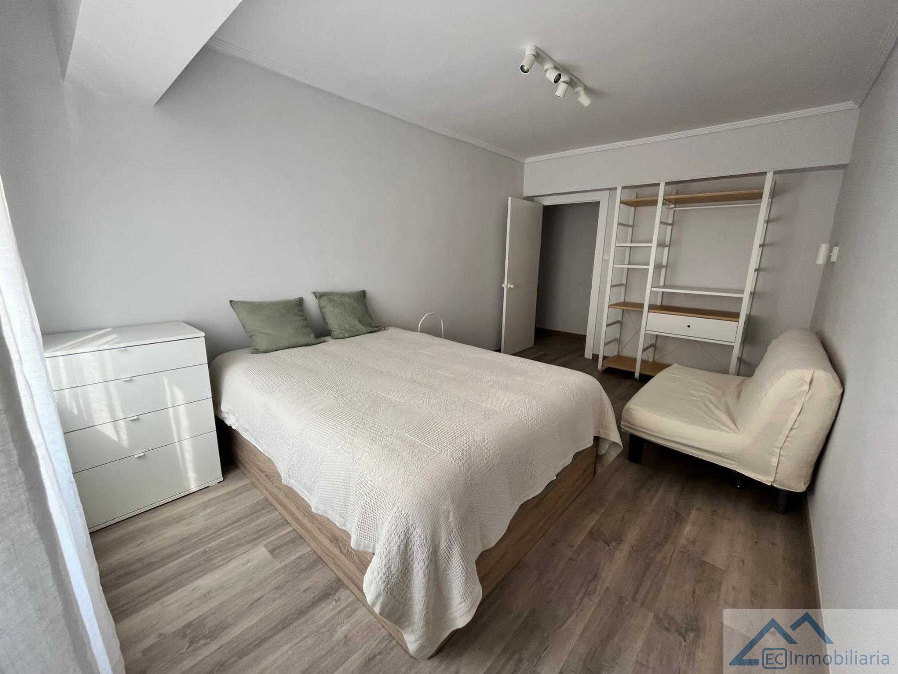 For rent of flat in Santander