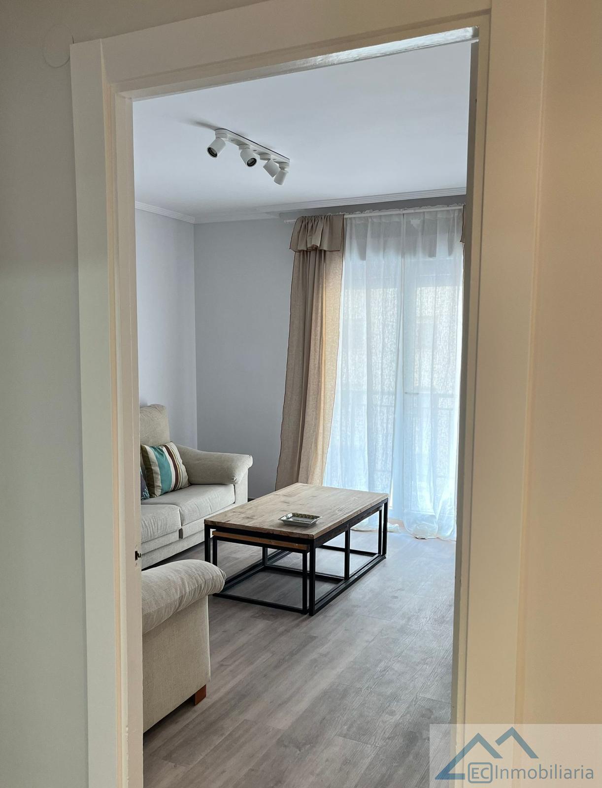 For rent of flat in Santander