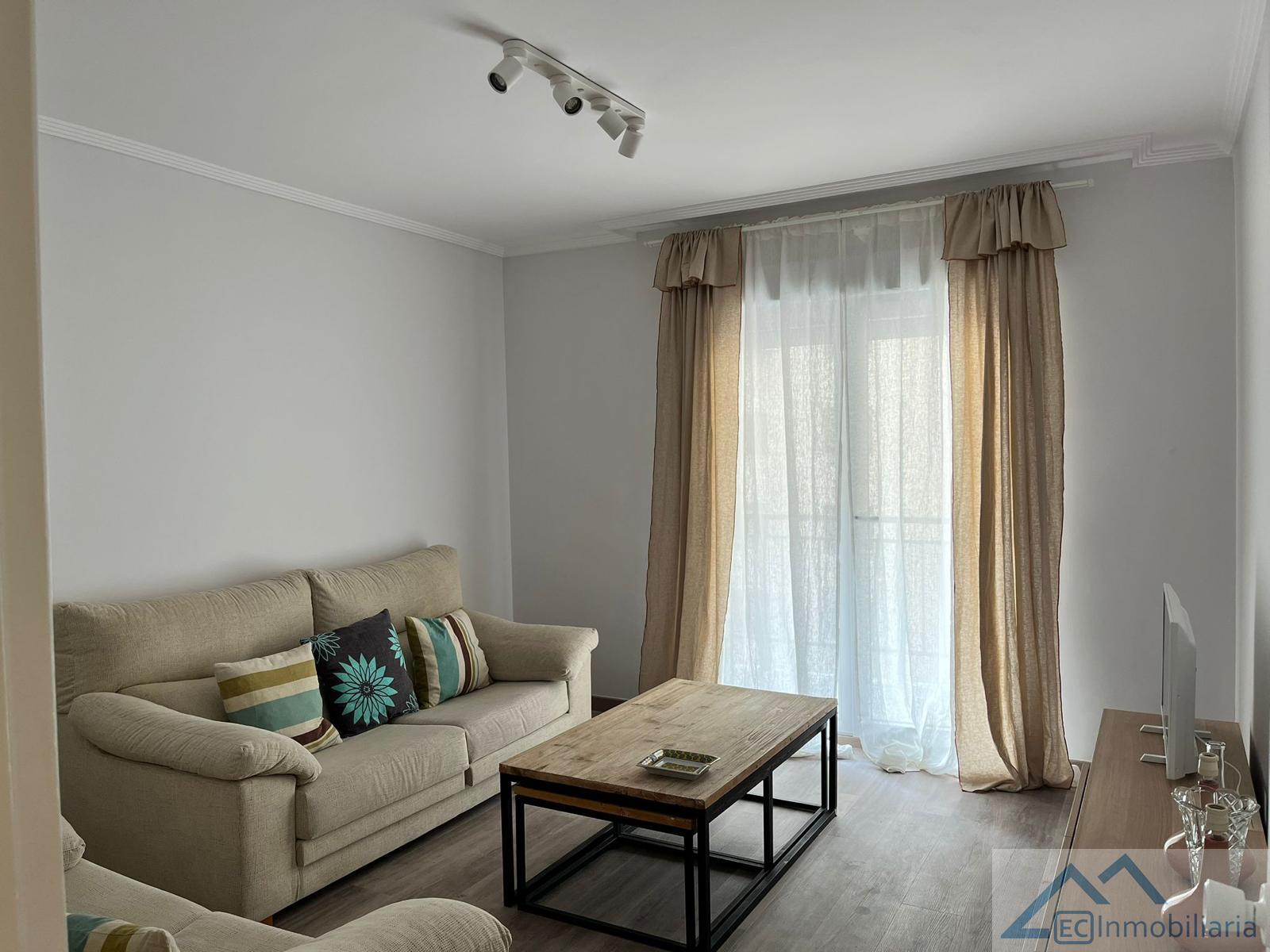 For rent of flat in Santander