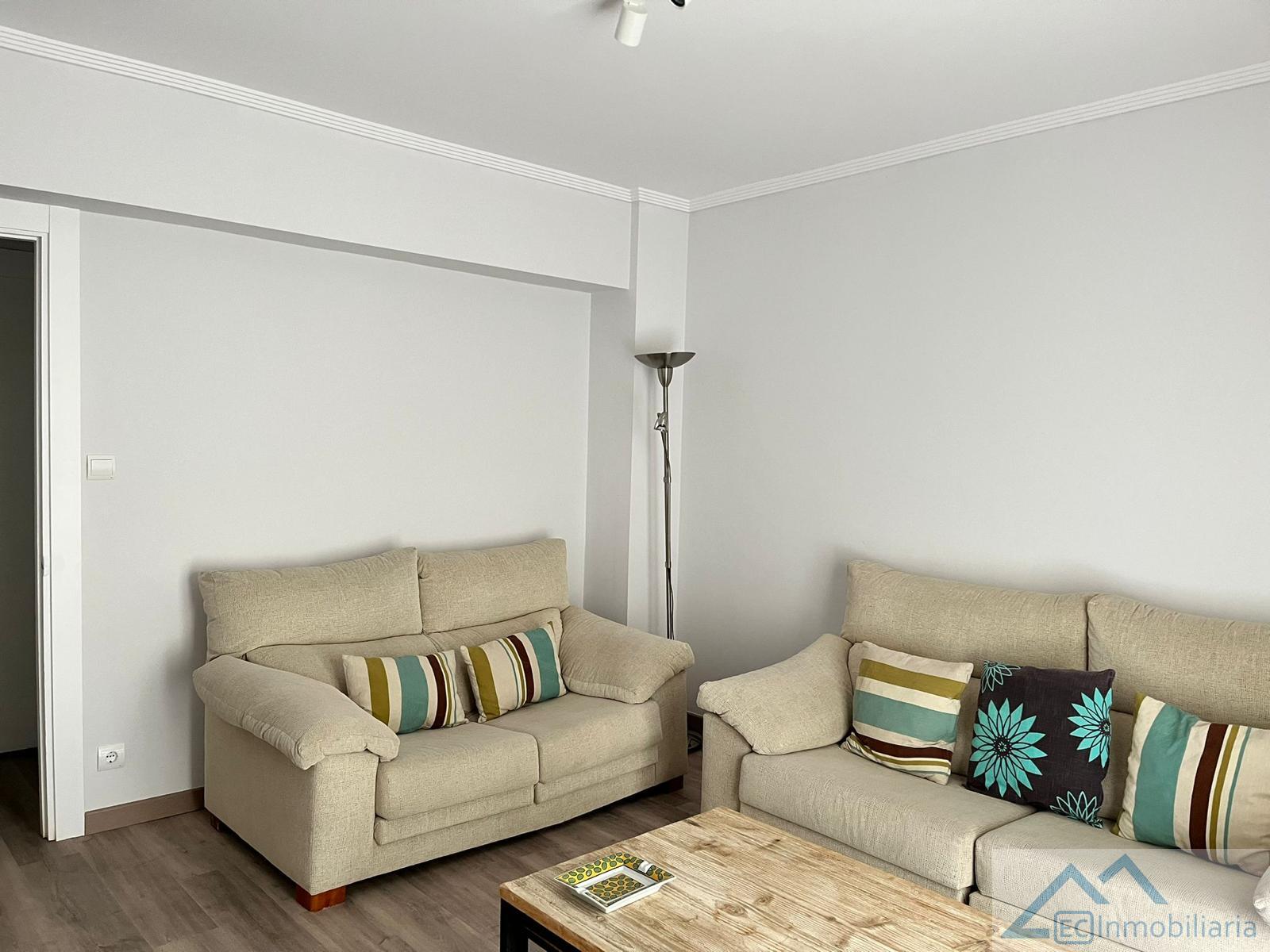 For rent of flat in Santander