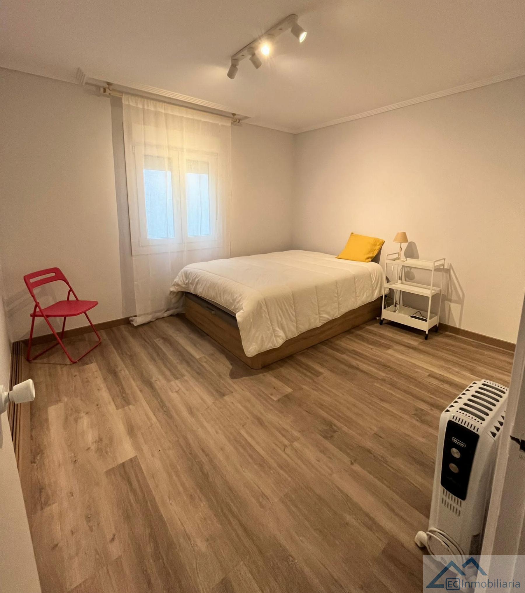 For rent of flat in Santander