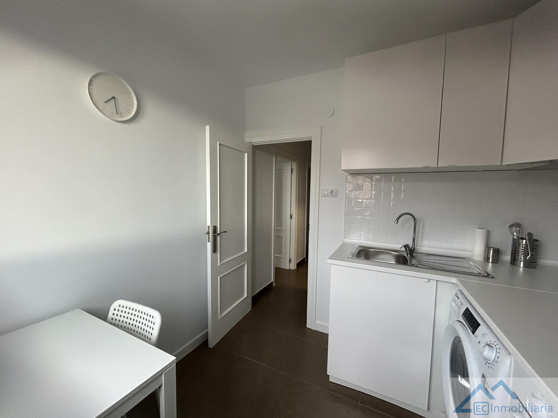 For rent of flat in Santander