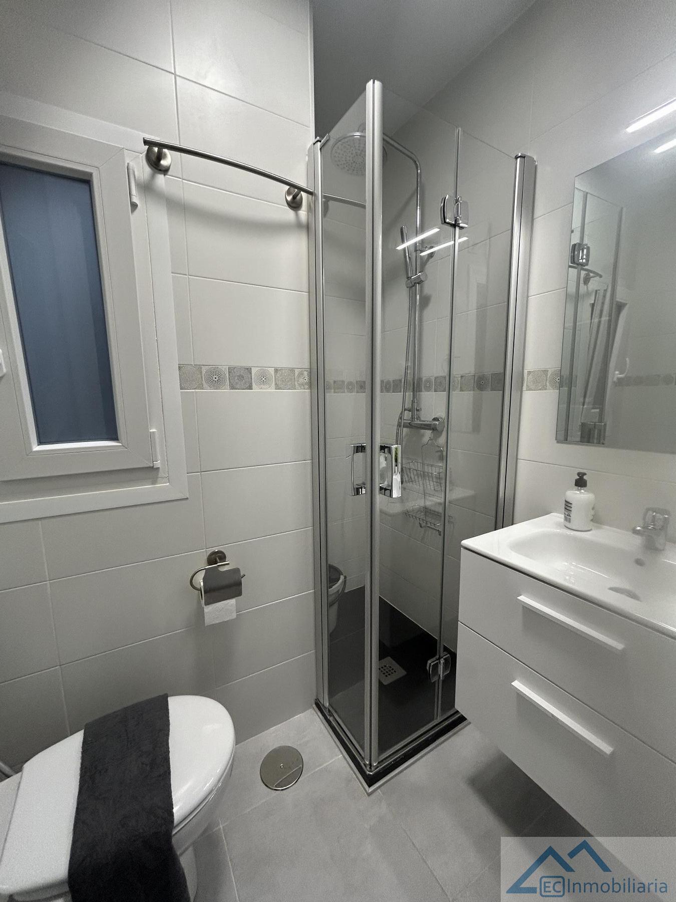 For rent of flat in Santander