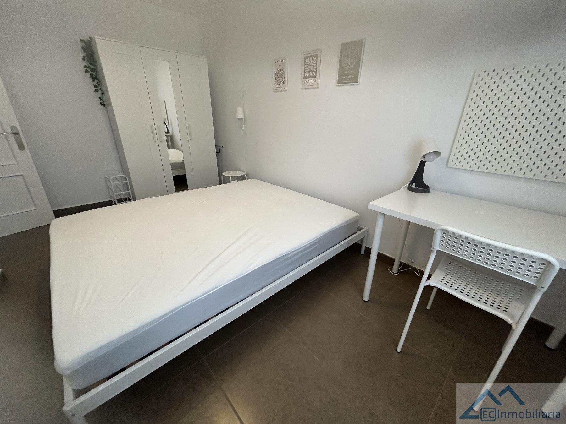 For rent of flat in Santander
