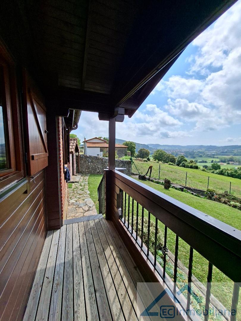 Venta de casa en Bareyo