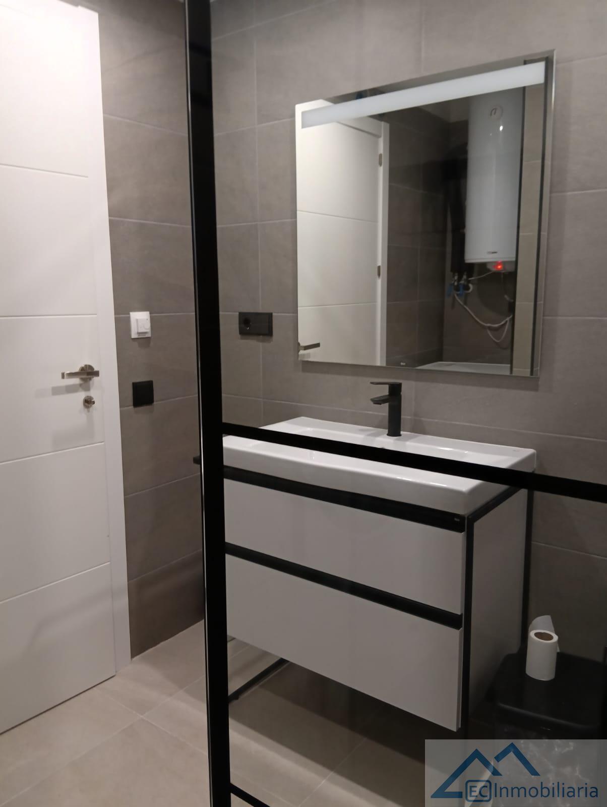 Venta de piso en Benalmádena Costa