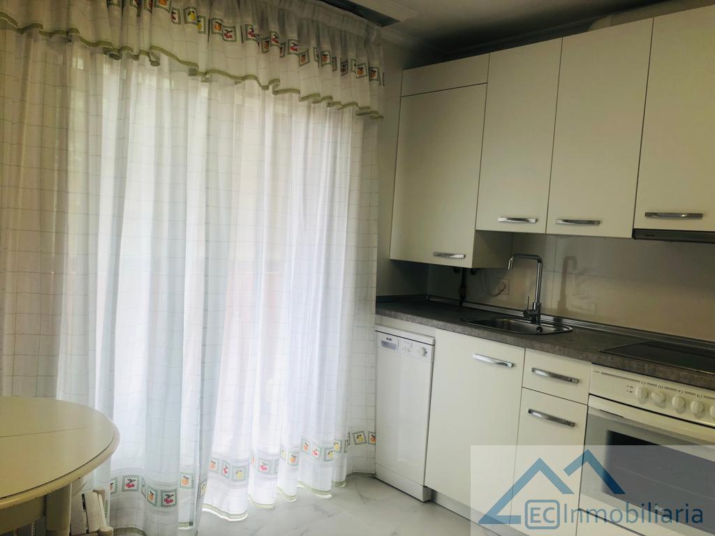 For rent of flat in Santander