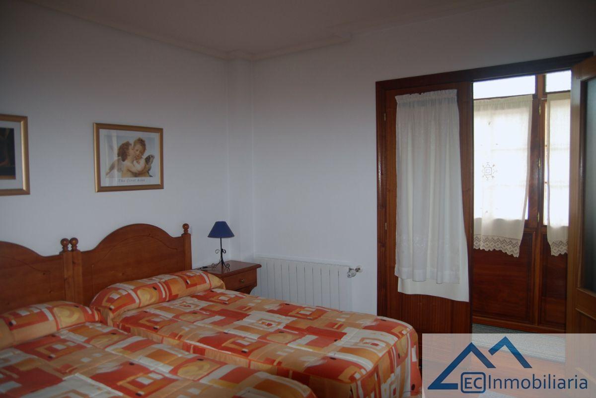 For sale of flat in Potes