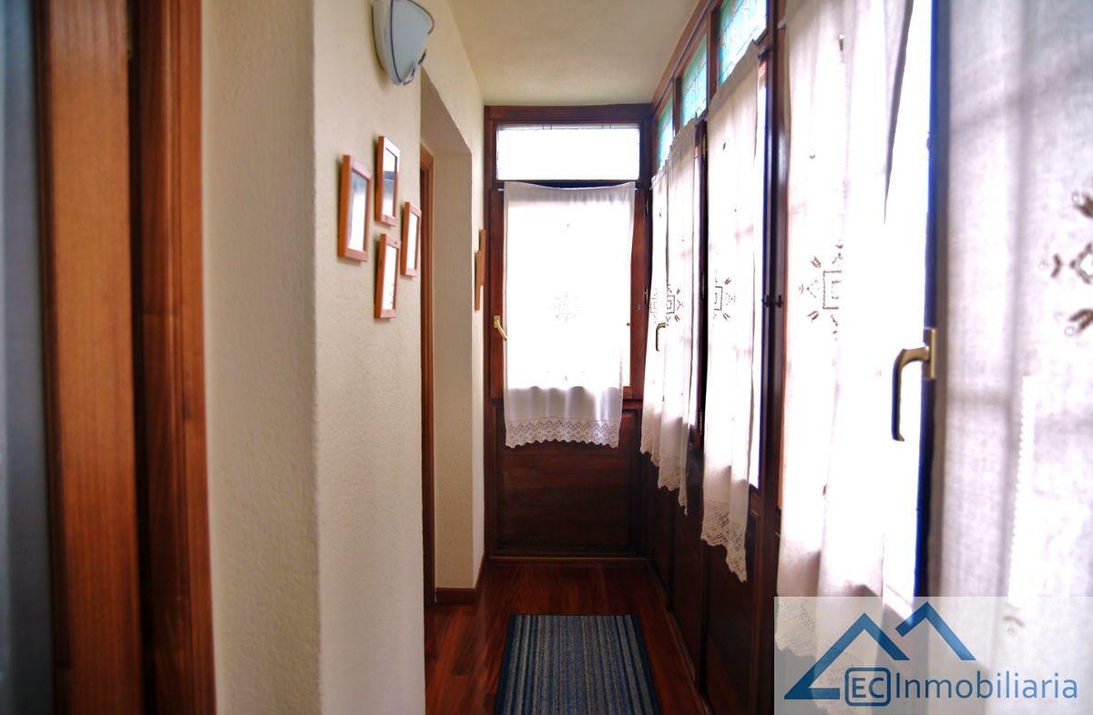 For sale of flat in Potes
