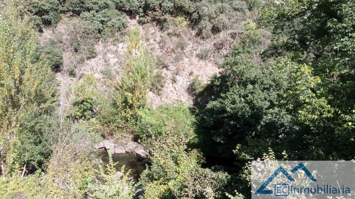 For sale of flat in Potes