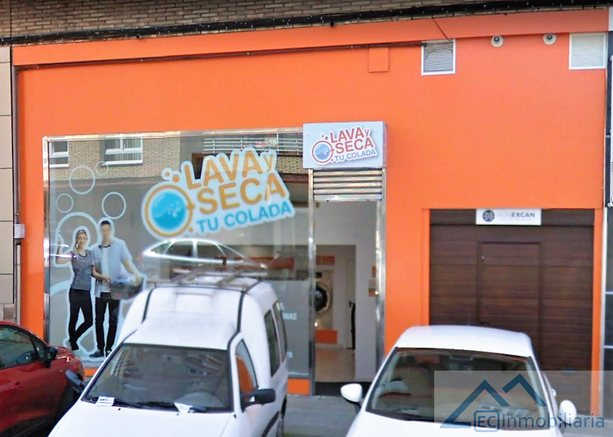 For sale of commercial in Santander