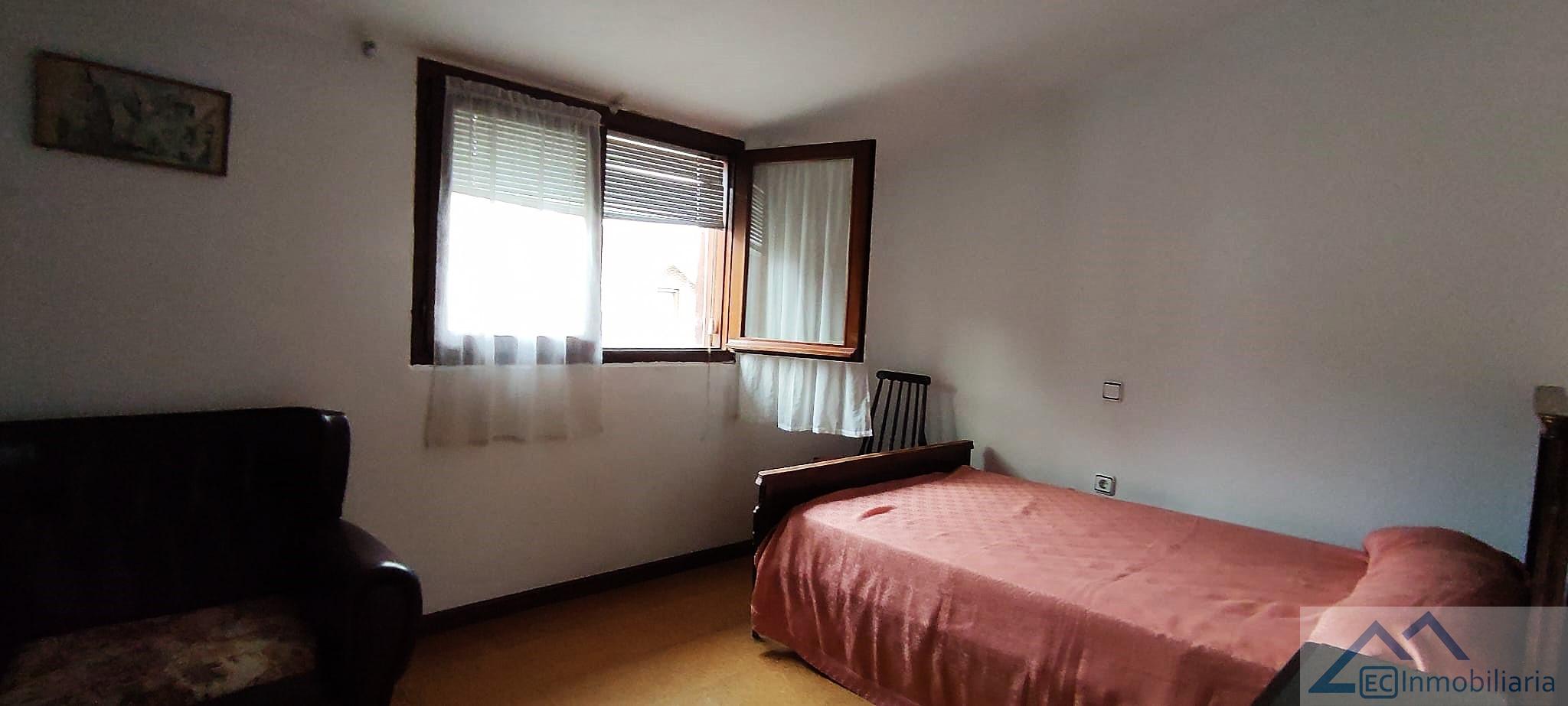 For rent of flat in Solares