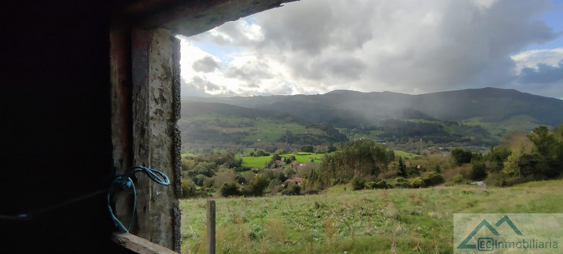 Venta de finca rústica en Santiurde de Toranzo