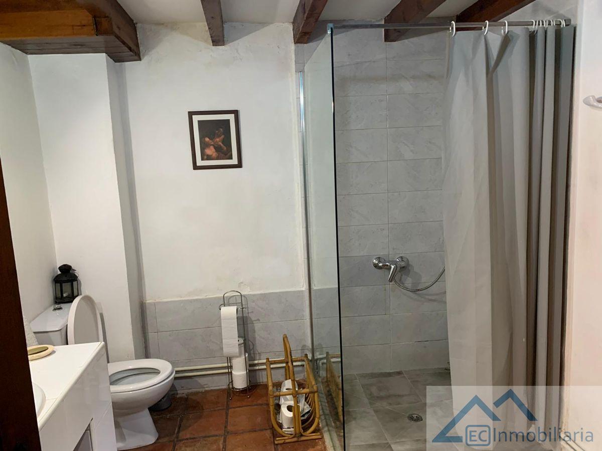 For sale of house in Entrambasaguas